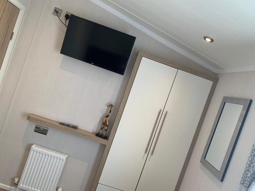 Muscovy Lodge With Hot Tub At Tattershall Lakes Country Park エクステリア 写真